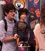 Victorious_S02E01_BegginOnYourKnees_VJBR_1062.jpg