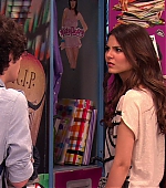 Victorious_S02E01_BegginOnYourKnees_VJBR_1068.jpg