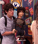 Victorious_S02E01_BegginOnYourKnees_VJBR_1070.jpg