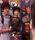 Victorious_S02E01_BegginOnYourKnees_VJBR_1080.jpg