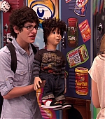 Victorious_S02E01_BegginOnYourKnees_VJBR_1090.jpg