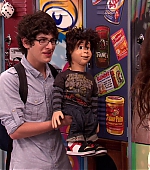 Victorious_S02E01_BegginOnYourKnees_VJBR_1097.jpg