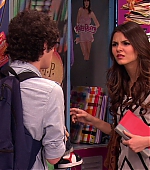 Victorious_S02E01_BegginOnYourKnees_VJBR_1121.jpg