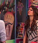 Victorious_S02E01_BegginOnYourKnees_VJBR_1148.jpg