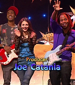 Victorious_S02E01_BegginOnYourKnees_VJBR_3316.jpg