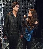 Victorious_2x01_BTS_VJBR_28329.jpg