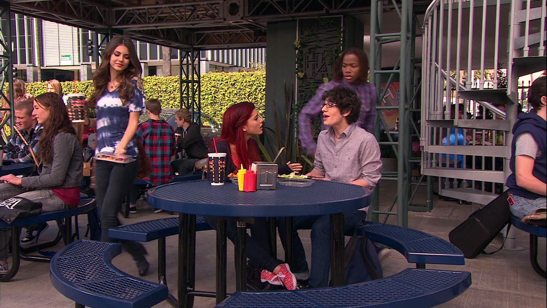 Victorious_S02E03_IceCreamForKe_ha_VJBR_0098.jpg