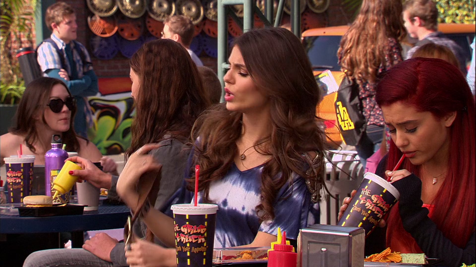 Victorious_S02E03_IceCreamForKe_ha_VJBR_0110.jpg