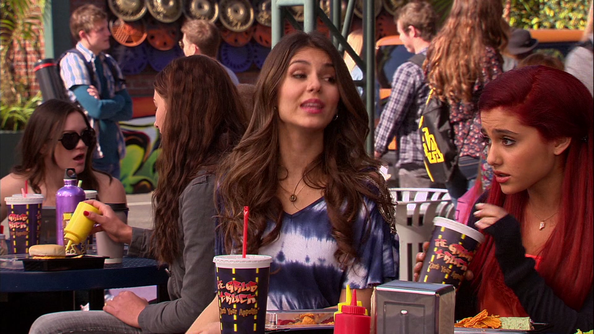 Victorious_S02E03_IceCreamForKe_ha_VJBR_0112.jpg