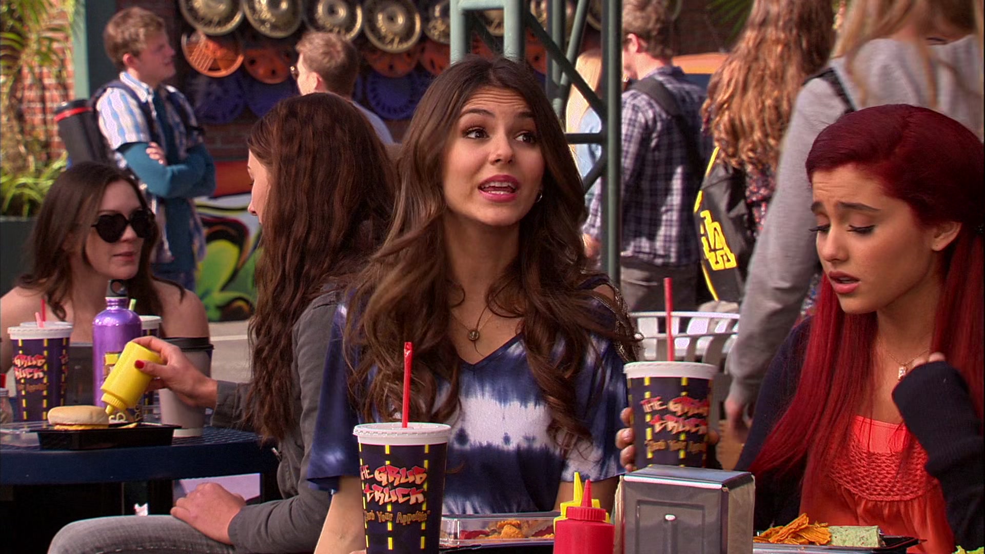 Victorious_S02E03_IceCreamForKe_ha_VJBR_0113.jpg