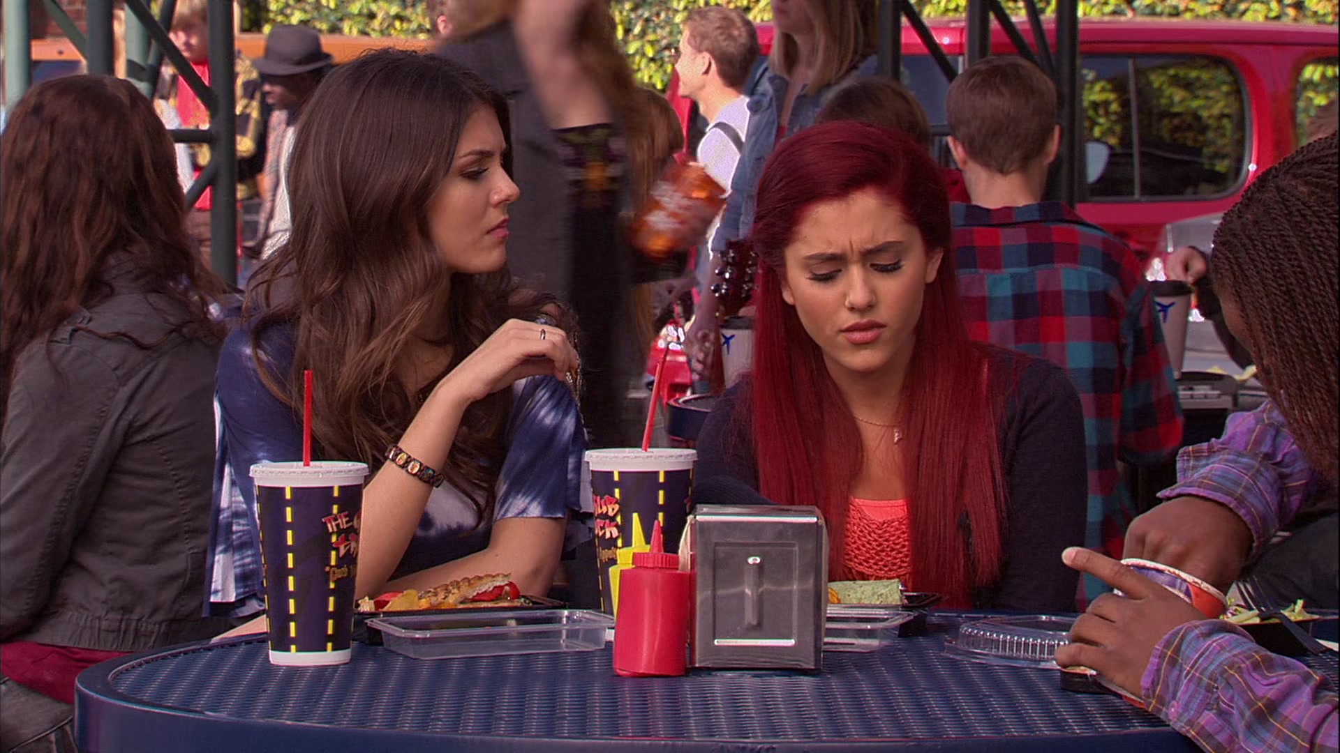 Victorious_S02E03_IceCreamForKe_ha_VJBR_0171.jpg