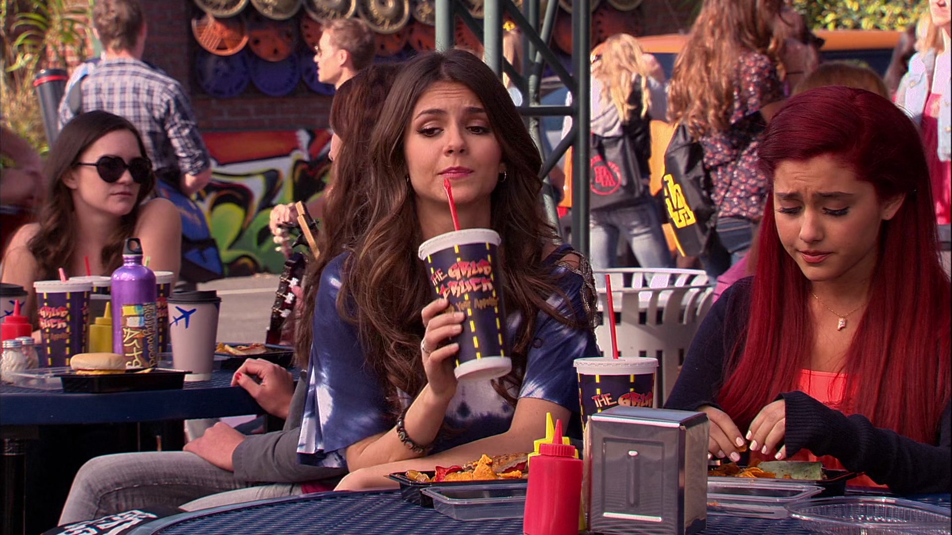 Victorious_S02E03_IceCreamForKe_ha_VJBR_0334.jpg