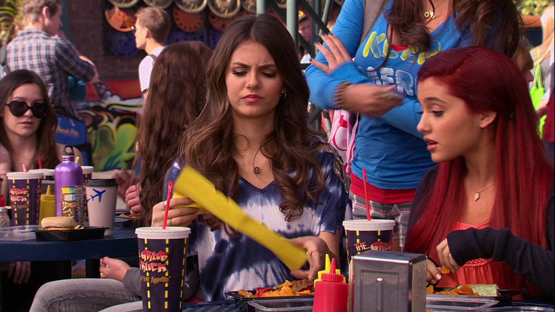 Victorious_S02E03_IceCreamForKe_ha_VJBR_0352.jpg