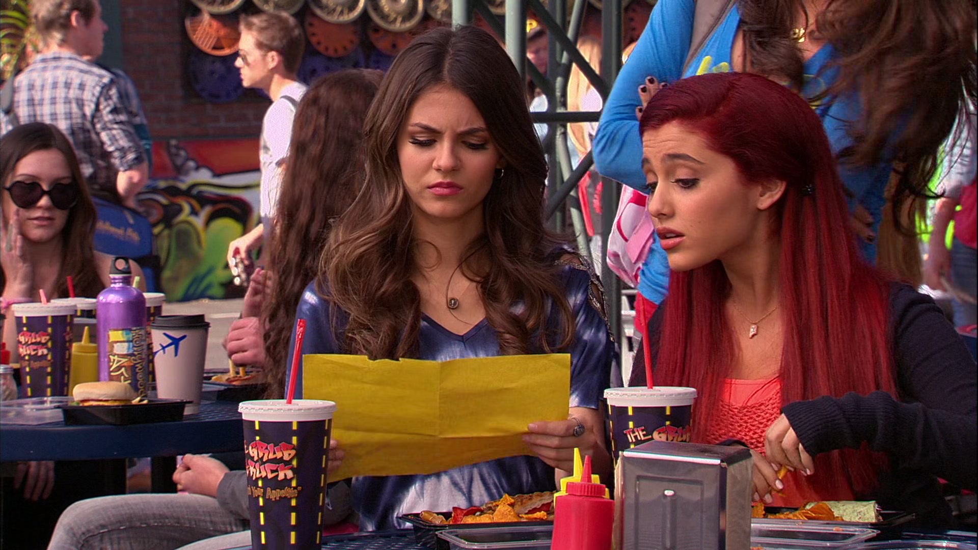 Victorious_S02E03_IceCreamForKe_ha_VJBR_0354.jpg