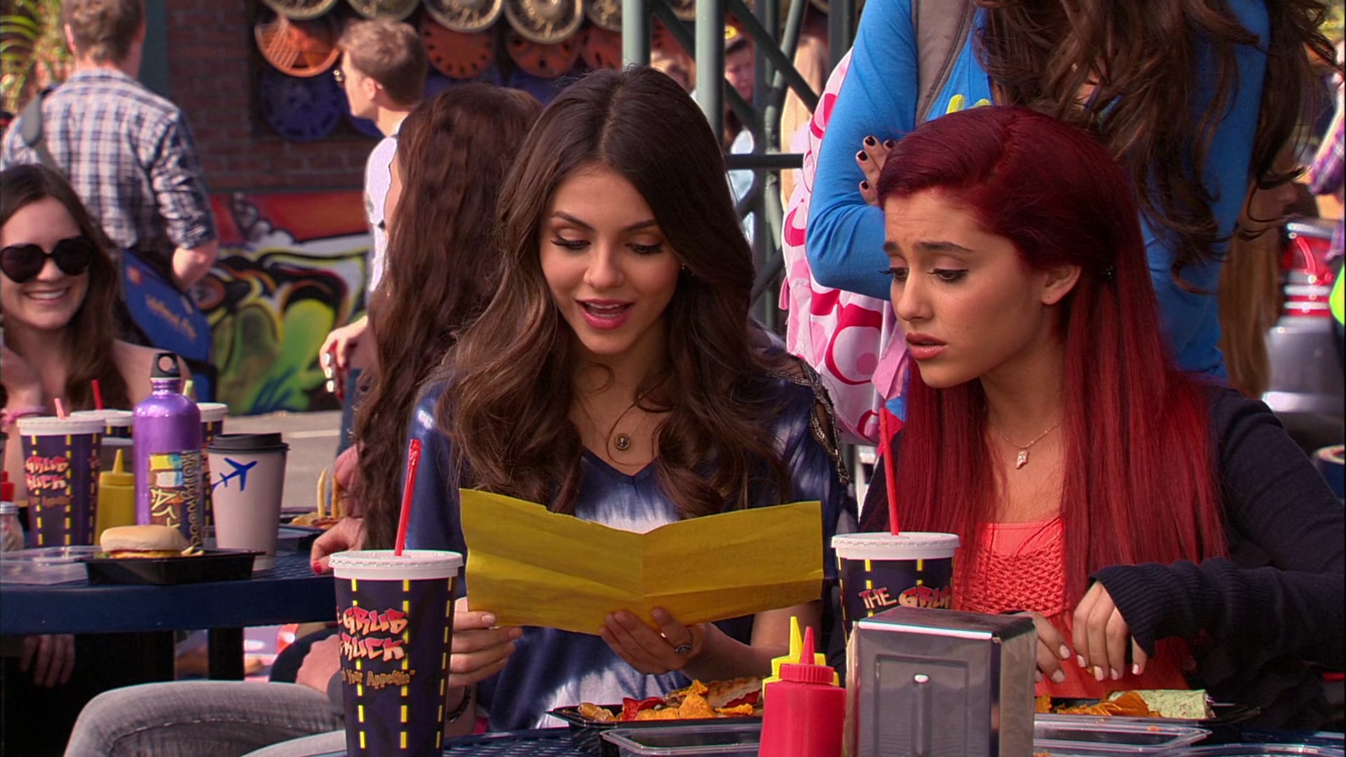 Victorious_S02E03_IceCreamForKe_ha_VJBR_0362.jpg