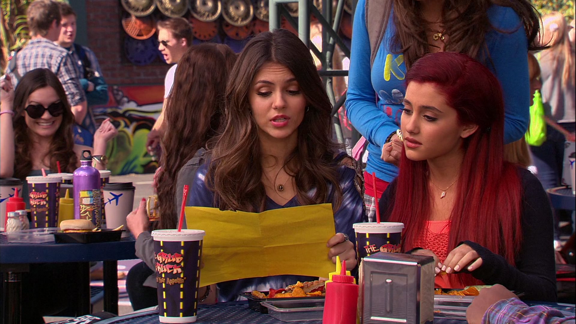 Victorious_S02E03_IceCreamForKe_ha_VJBR_0381.jpg