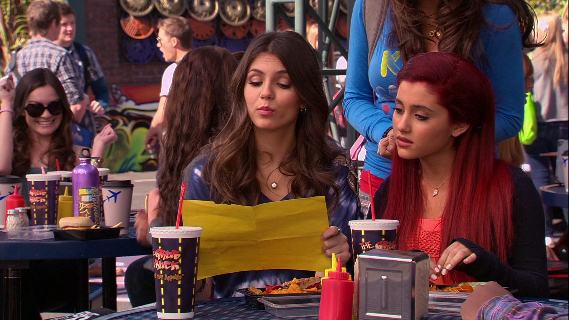 Victorious_S02E03_IceCreamForKe_ha_VJBR_0382.jpg