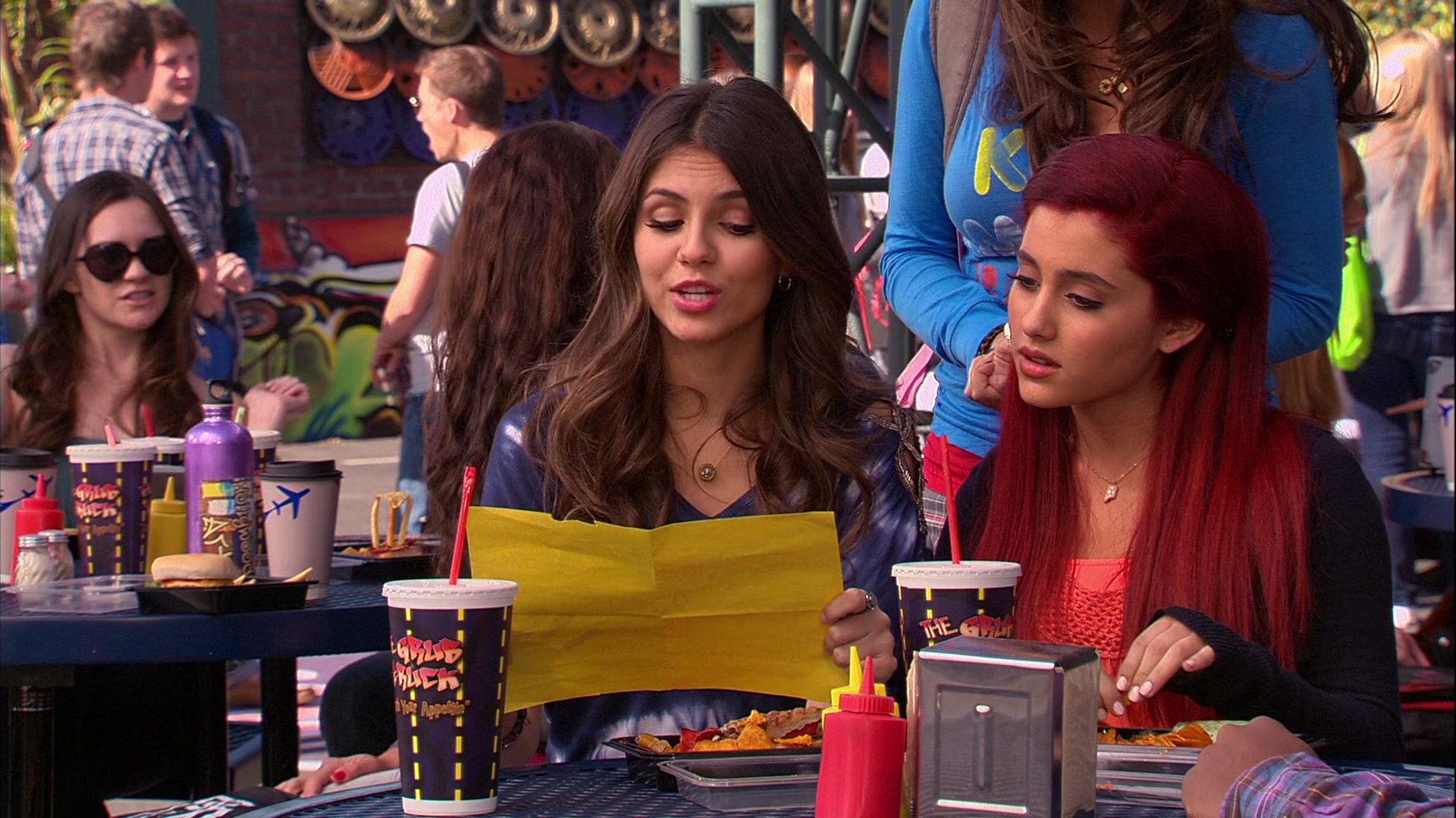 Victorious_S02E03_IceCreamForKe_ha_VJBR_0383.jpg