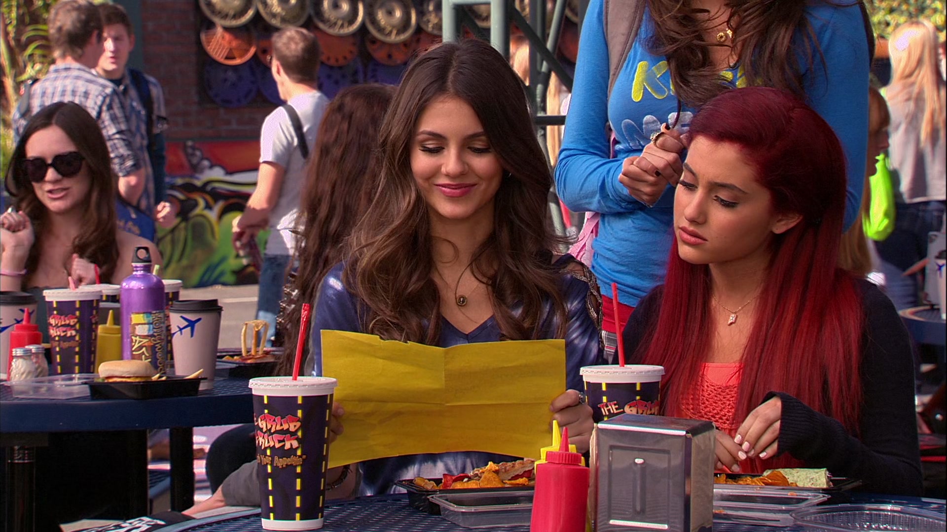 Victorious_S02E03_IceCreamForKe_ha_VJBR_0390.jpg