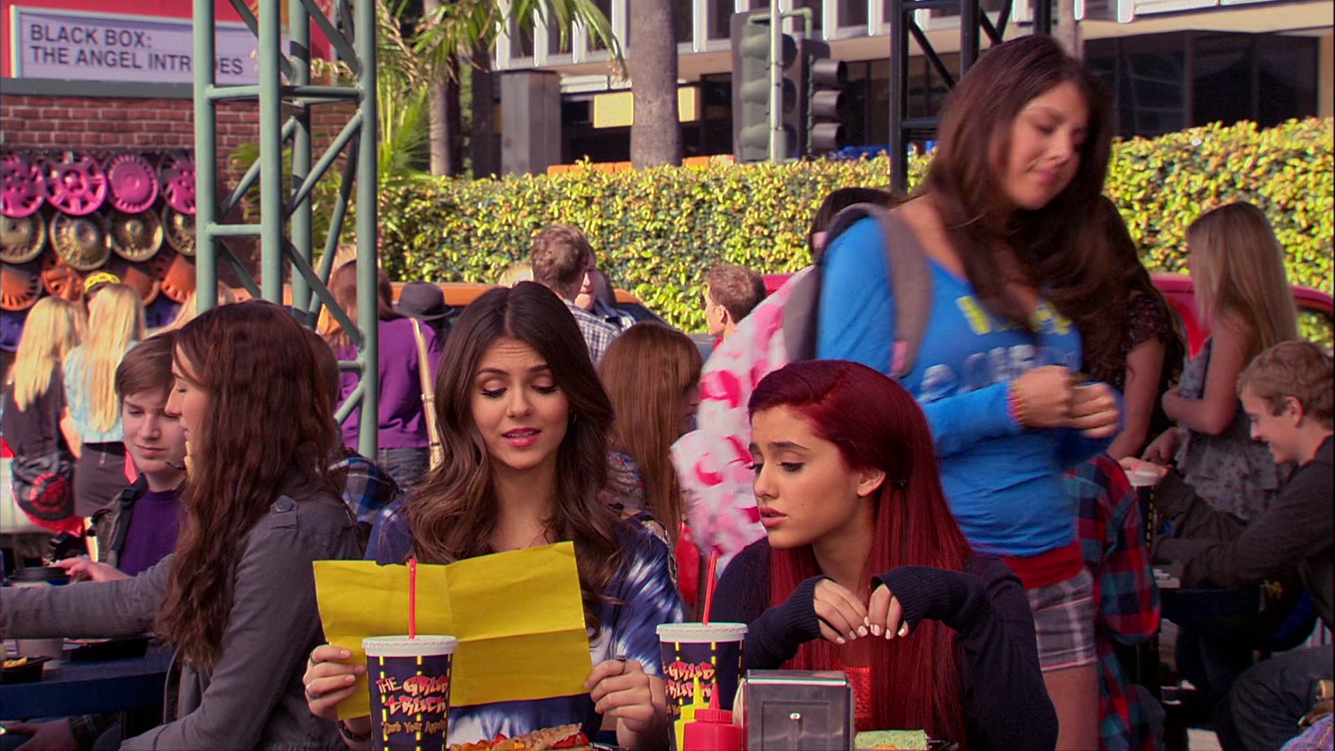 Victorious_S02E03_IceCreamForKe_ha_VJBR_0415.jpg