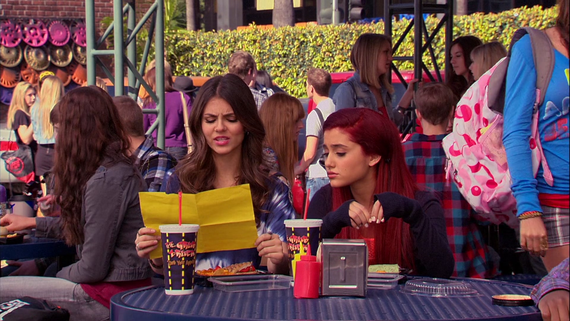 Victorious_S02E03_IceCreamForKe_ha_VJBR_0418.jpg