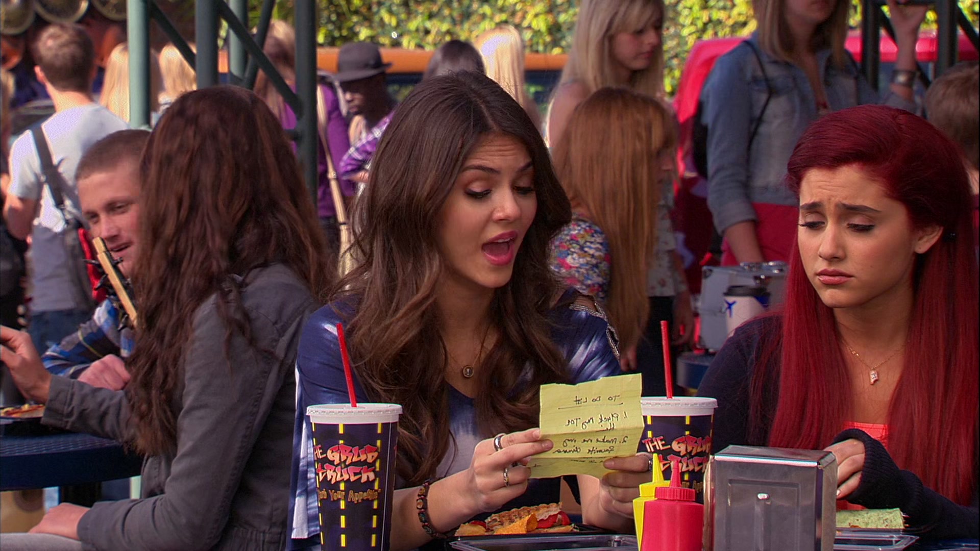 Victorious_S02E03_IceCreamForKe_ha_VJBR_0541.jpg