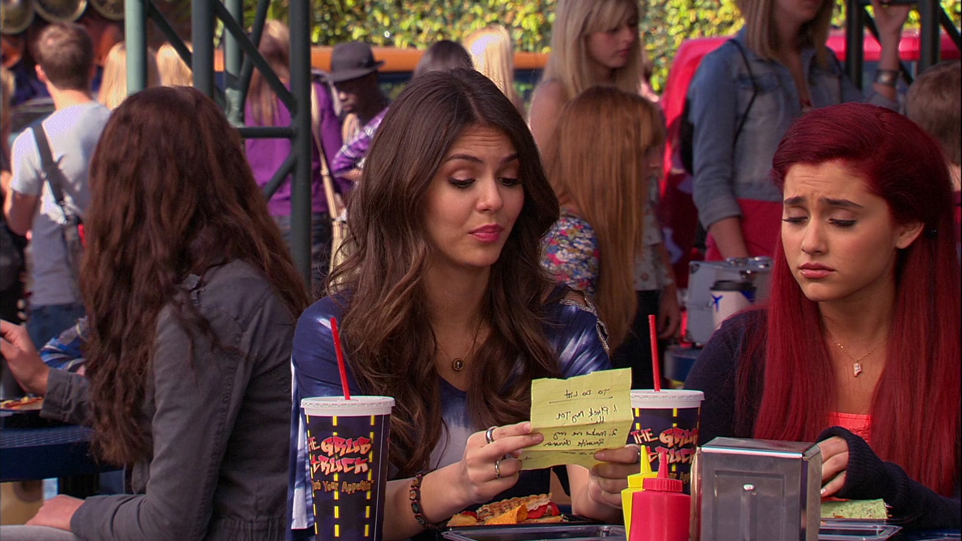 Victorious_S02E03_IceCreamForKe_ha_VJBR_0542.jpg