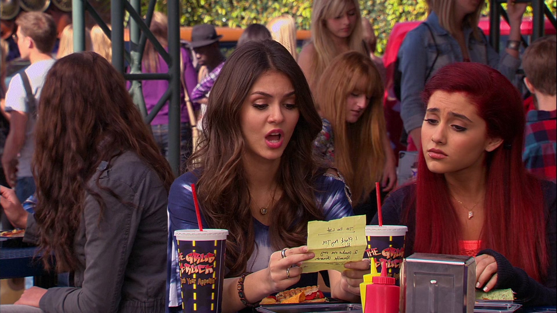 Victorious_S02E03_IceCreamForKe_ha_VJBR_0544.jpg