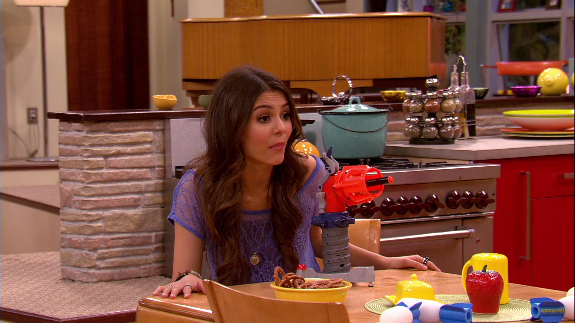 Victorious_S02E03_IceCreamForKe_ha_VJBR_0897.jpg