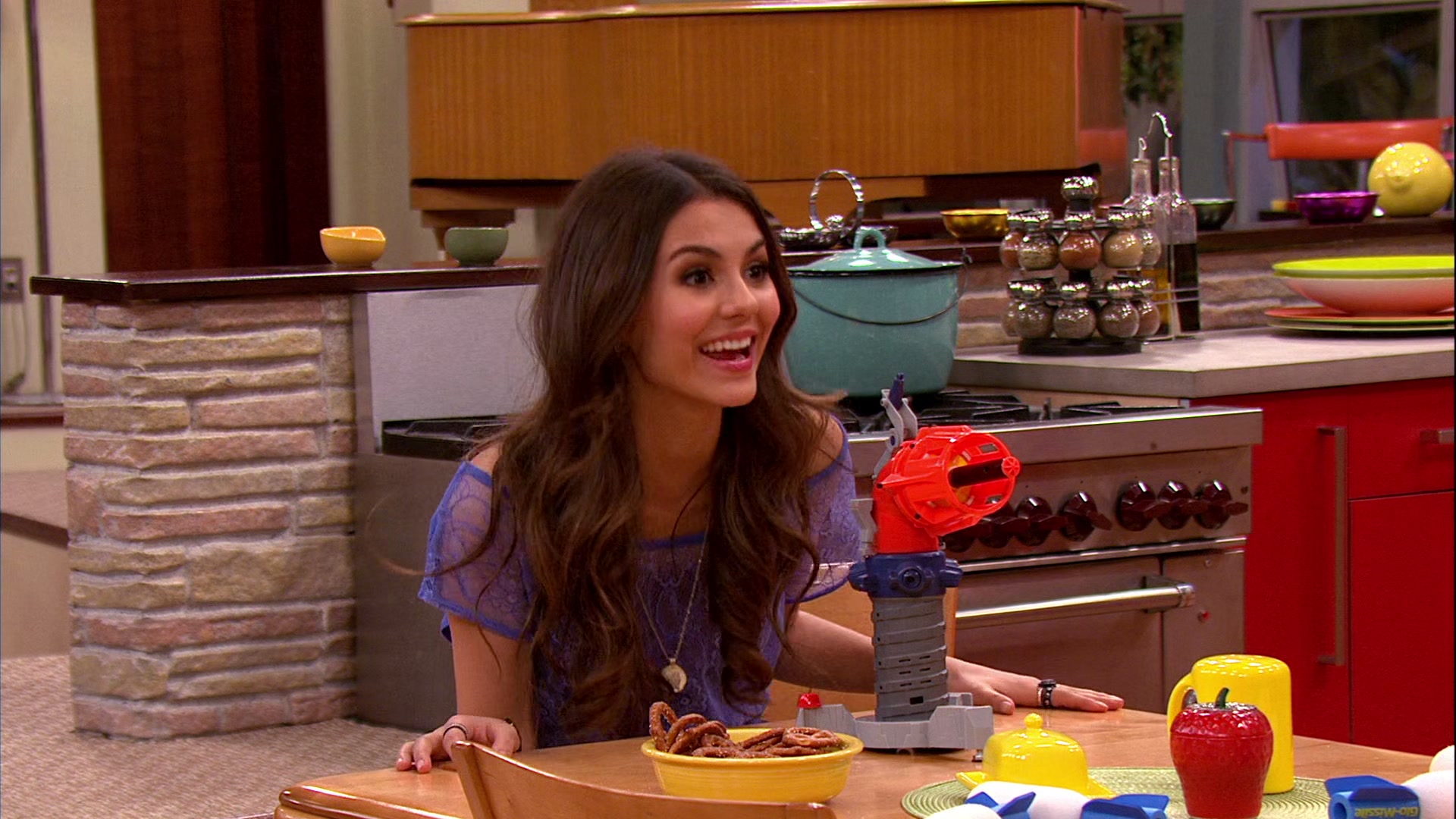 Victorious_S02E03_IceCreamForKe_ha_VJBR_0910.jpg