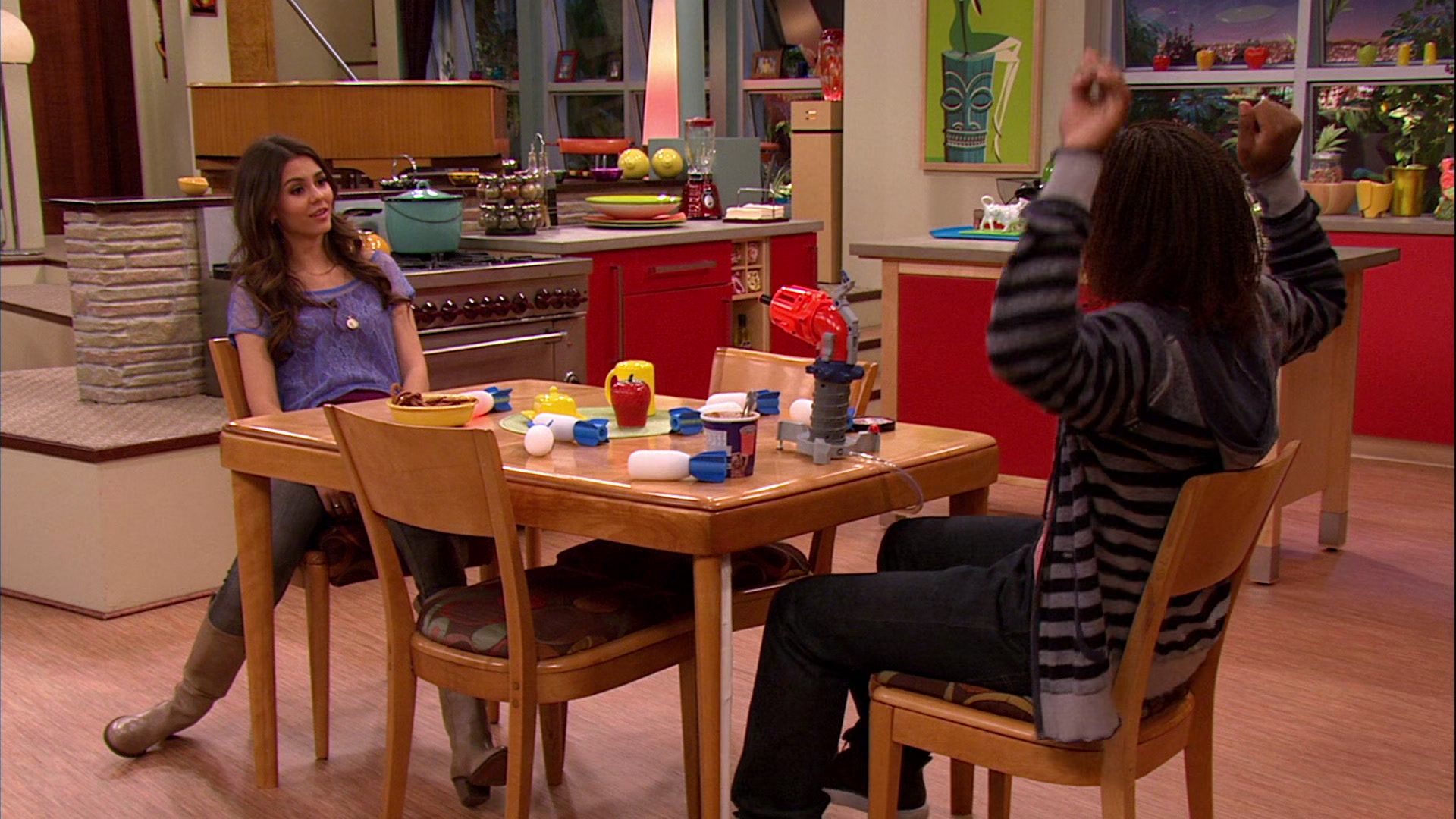 Victorious_S02E03_IceCreamForKe_ha_VJBR_1068.jpg