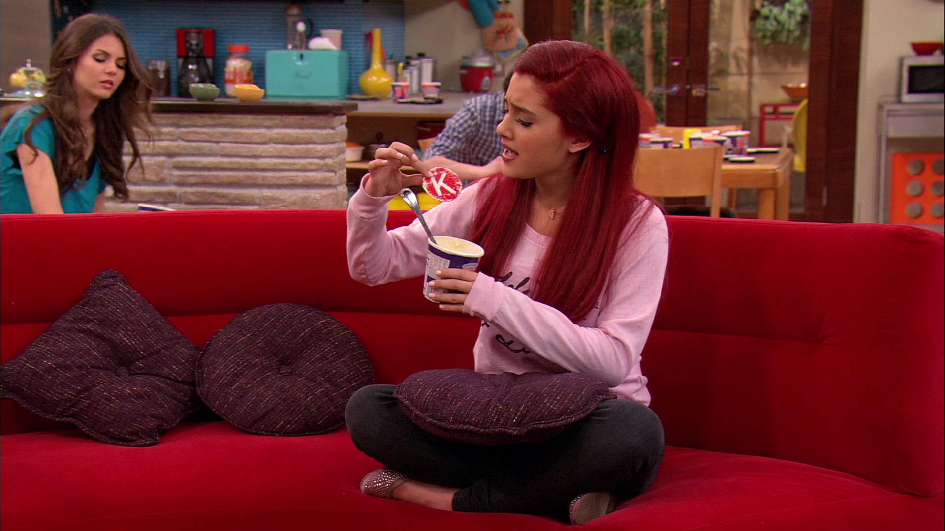 Victorious_S02E03_IceCreamForKe_ha_VJBR_1137.jpg