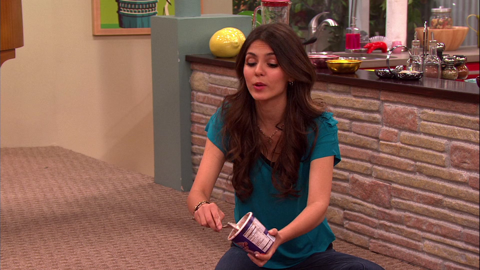 Victorious_S02E03_IceCreamForKe_ha_VJBR_1157.jpg