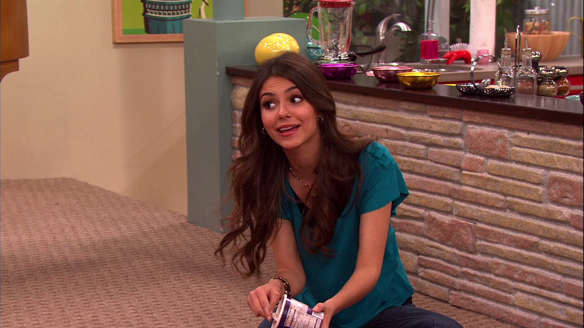 Victorious_S02E03_IceCreamForKe_ha_VJBR_1163.jpg