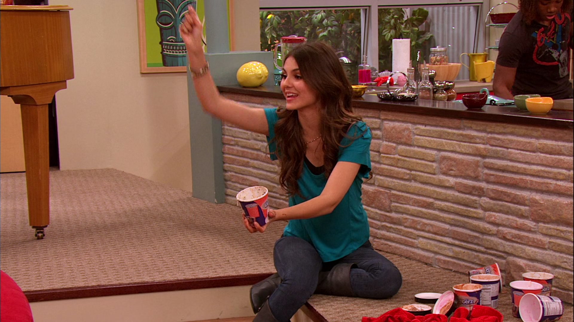 Victorious_S02E03_IceCreamForKe_ha_VJBR_1364.jpg