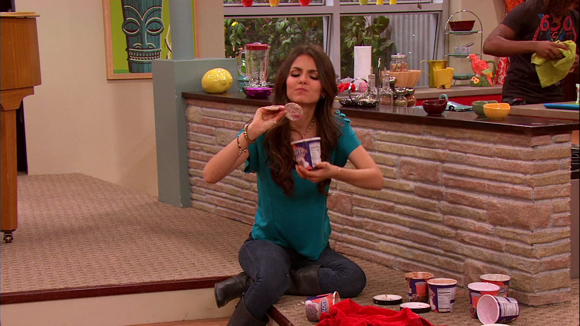 Victorious_S02E03_IceCreamForKe_ha_VJBR_1381.jpg