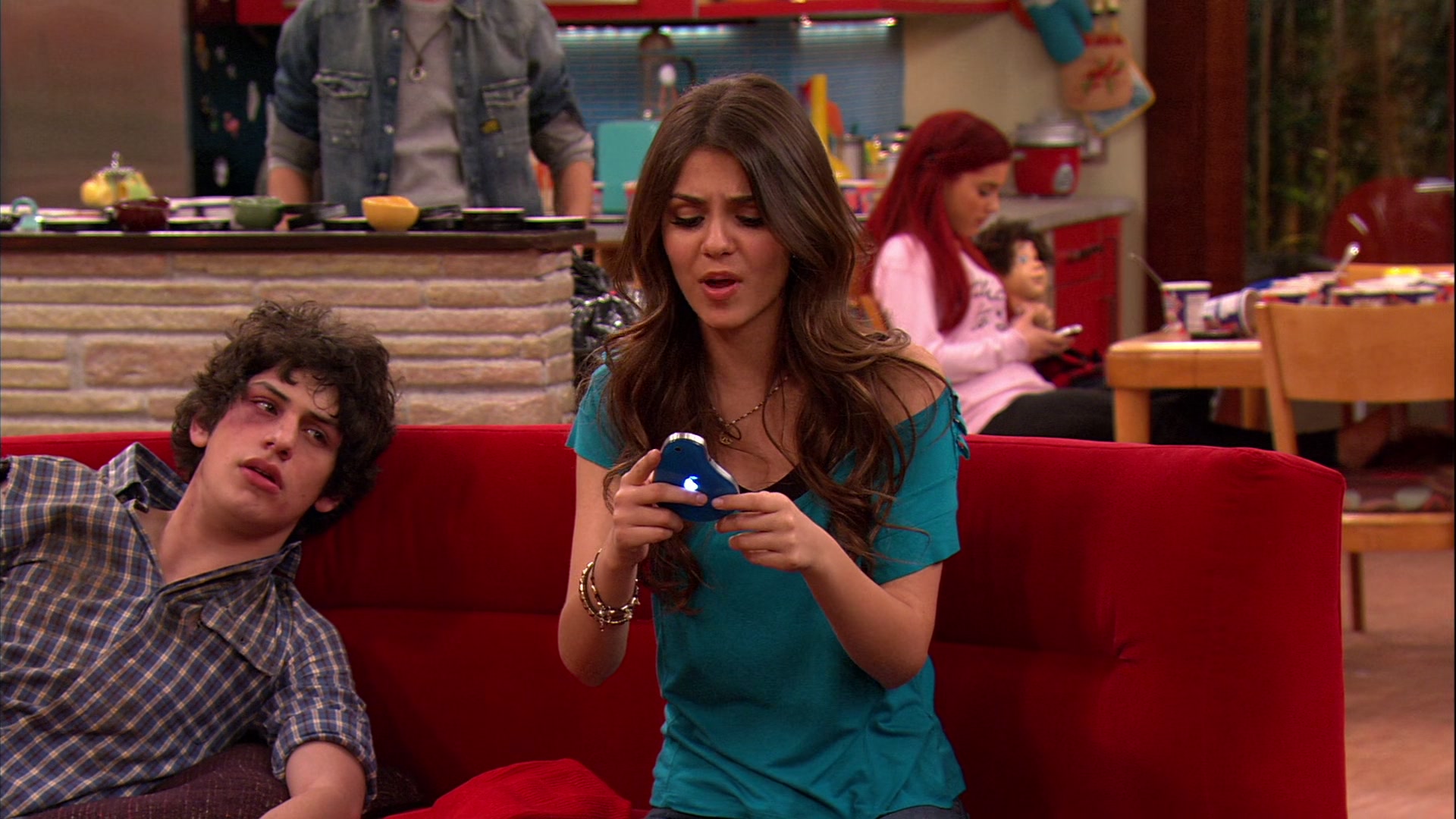 Victorious_S02E03_IceCreamForKe_ha_VJBR_1589.jpg