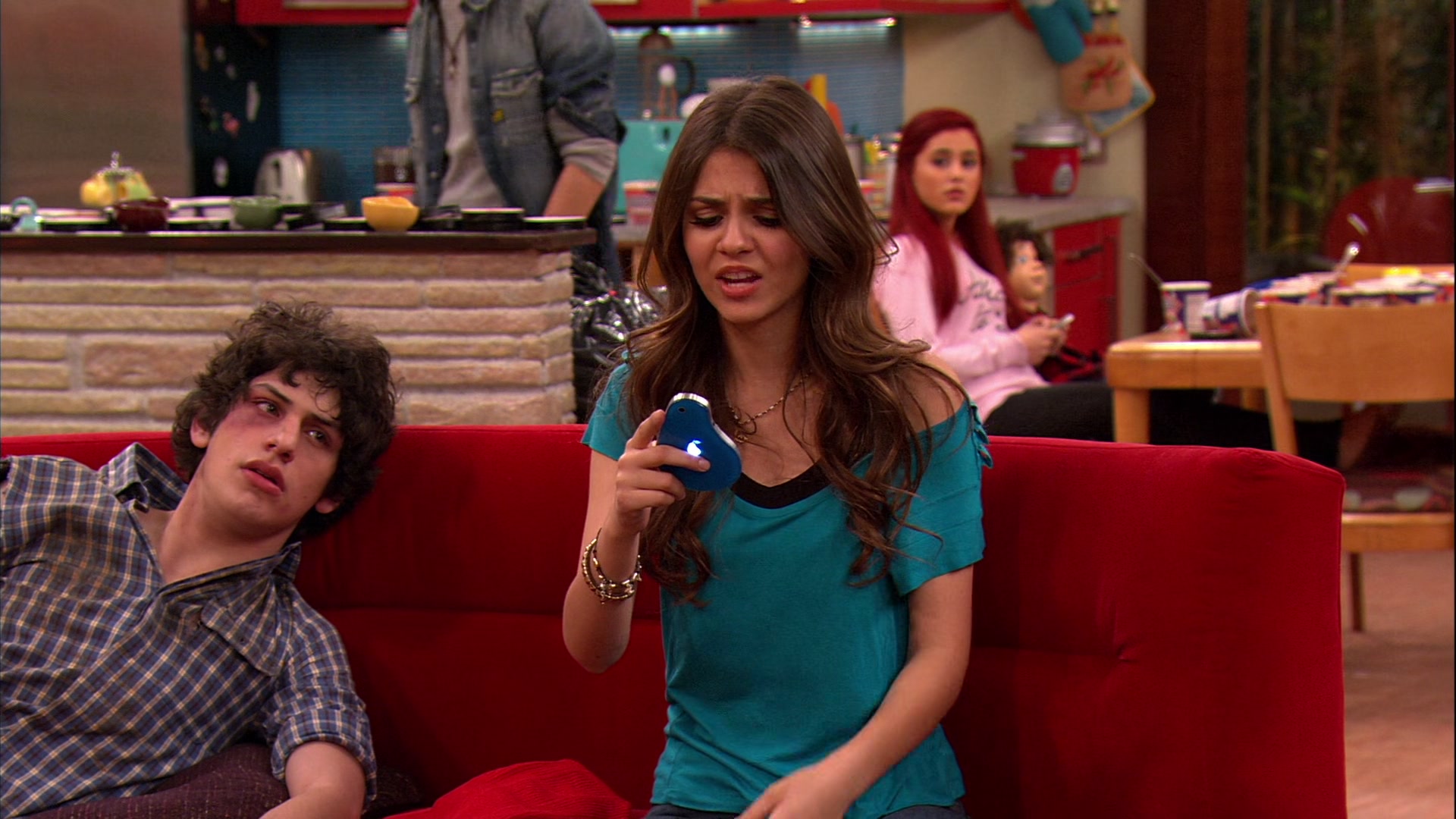 Victorious_S02E03_IceCreamForKe_ha_VJBR_1598.jpg