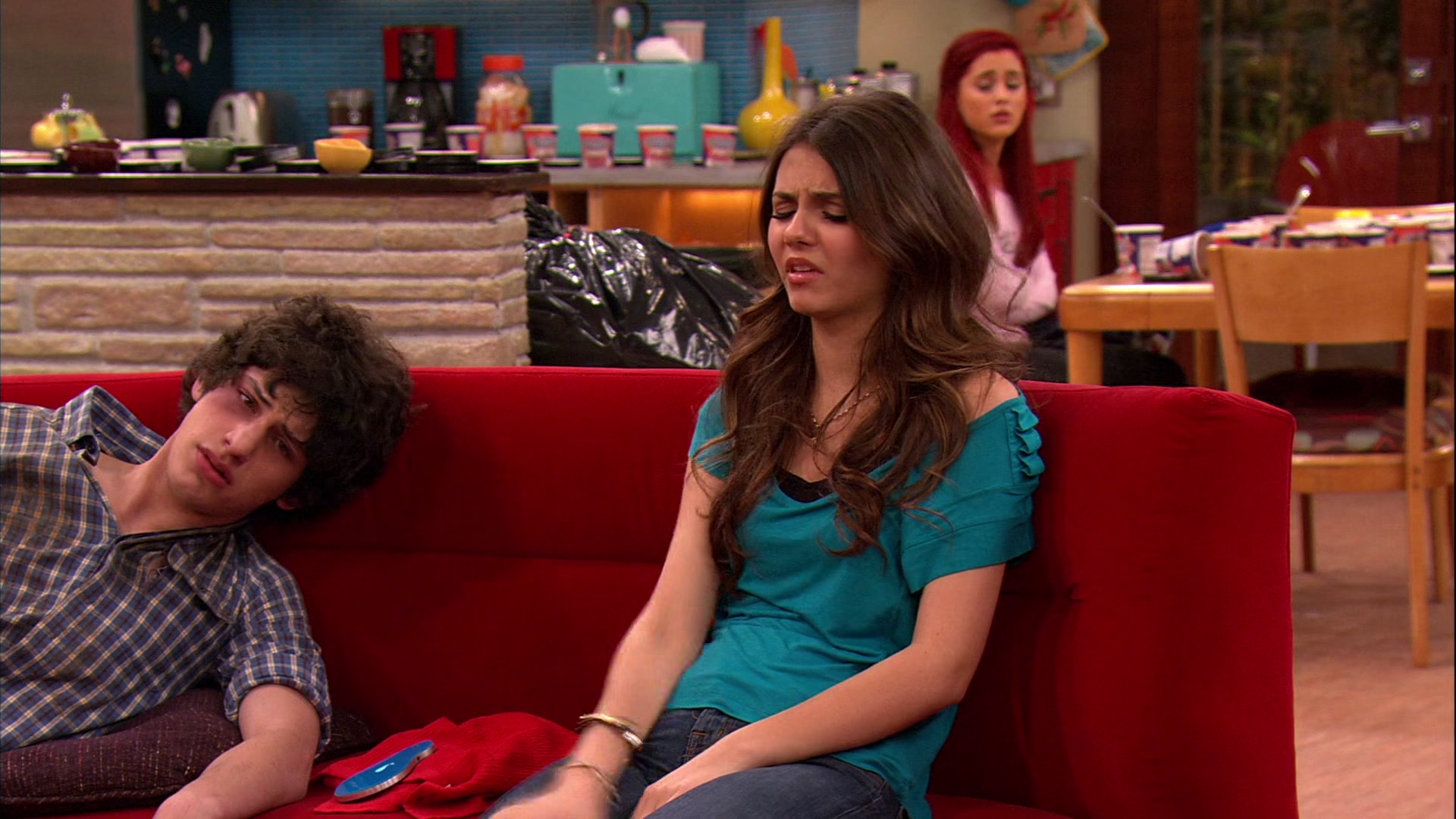 Victorious_S02E03_IceCreamForKe_ha_VJBR_1638.jpg