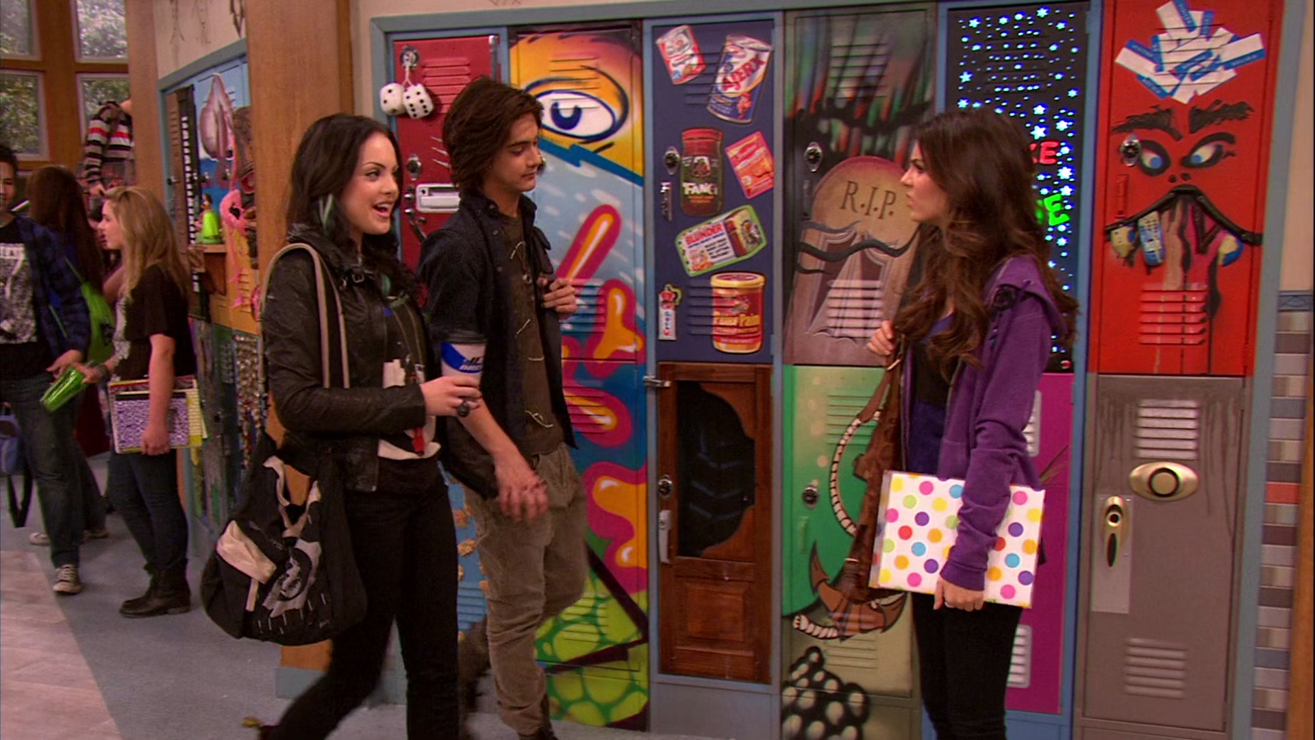 Victorious_S02E03_IceCreamForKe_ha_VJBR_1804.jpg