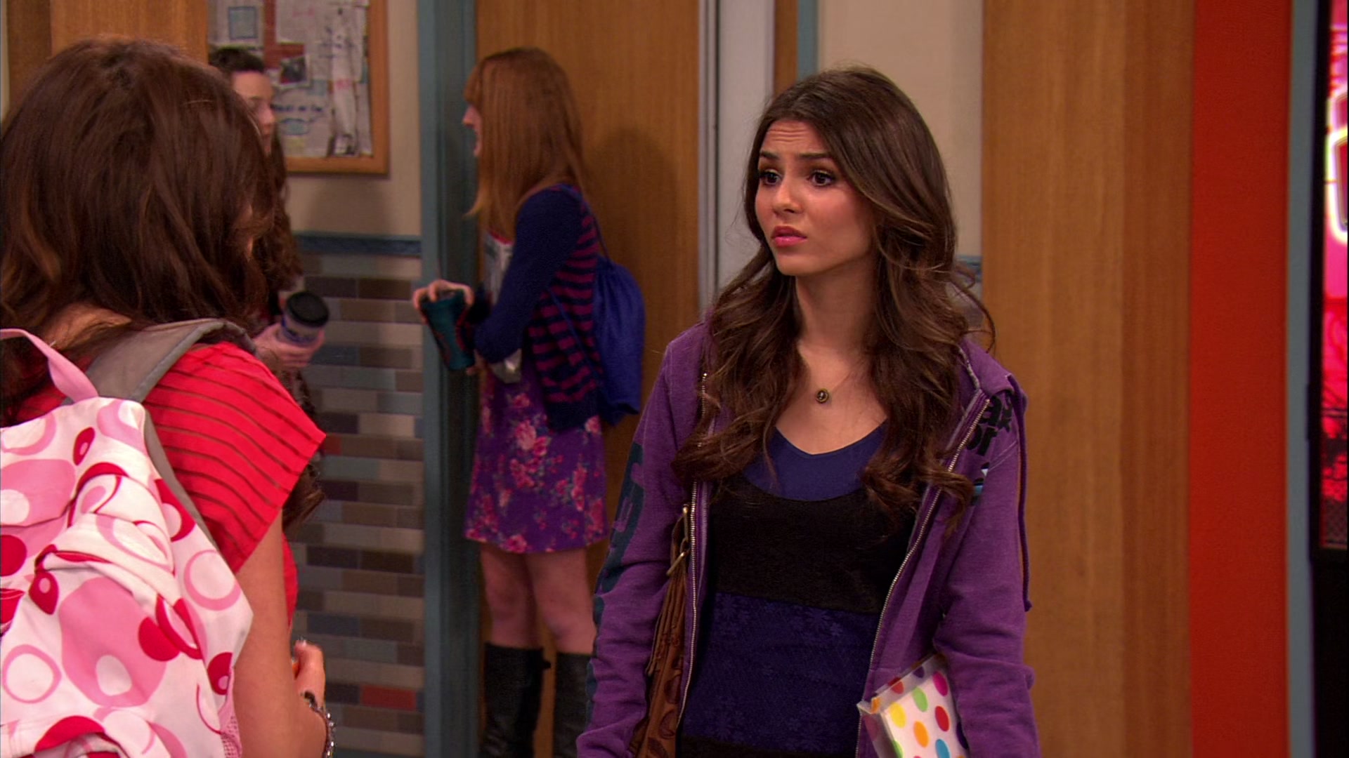 Victorious_S02E03_IceCreamForKe_ha_VJBR_1876.jpg