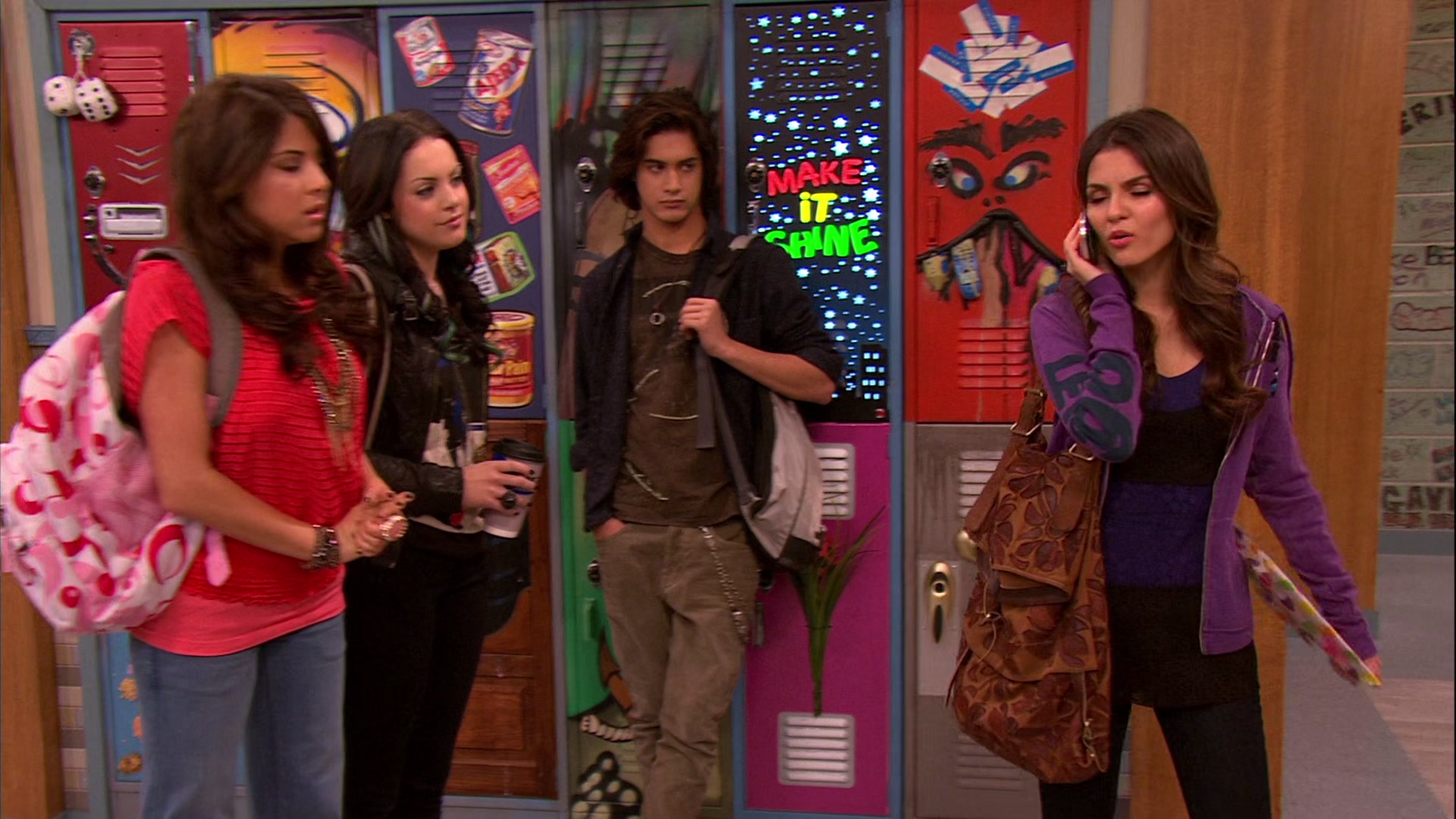 Victorious_S02E03_IceCreamForKe_ha_VJBR_1890.jpg