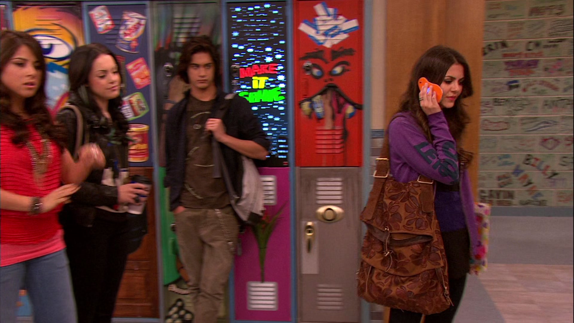 Victorious_S02E03_IceCreamForKe_ha_VJBR_1891.jpg