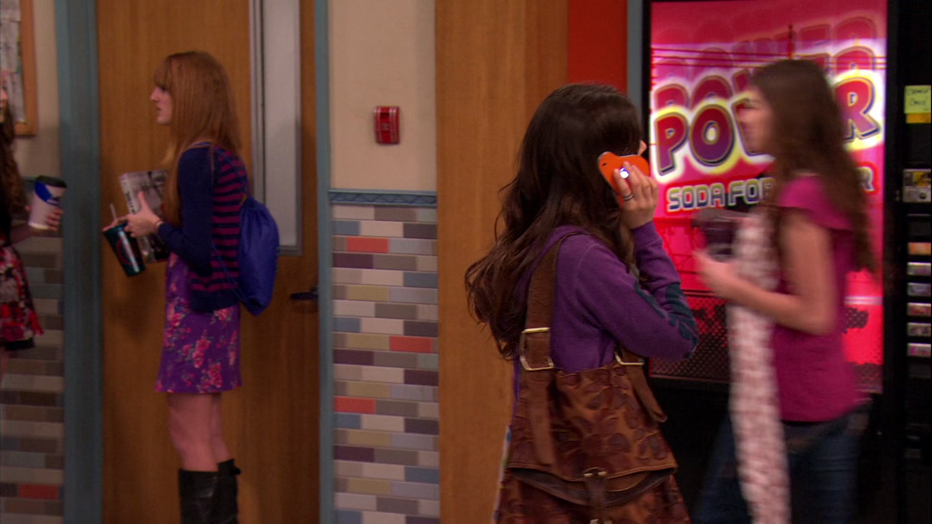 Victorious_S02E03_IceCreamForKe_ha_VJBR_1897.jpg