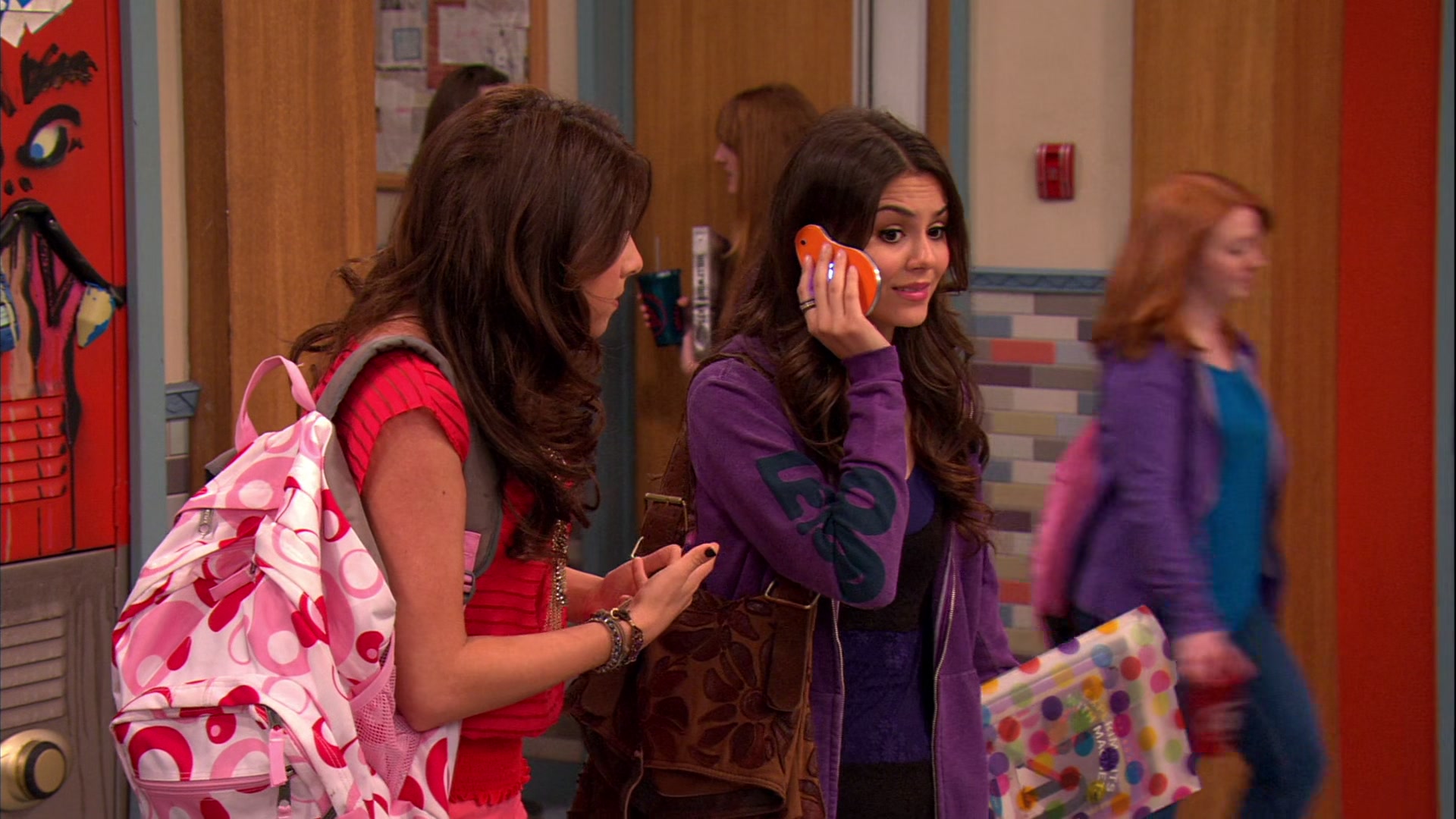 Victorious_S02E03_IceCreamForKe_ha_VJBR_1918.jpg