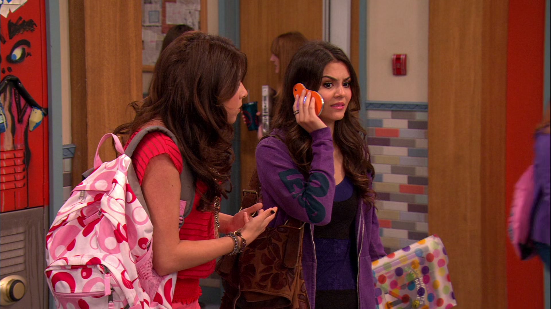 Victorious_S02E03_IceCreamForKe_ha_VJBR_1919.jpg