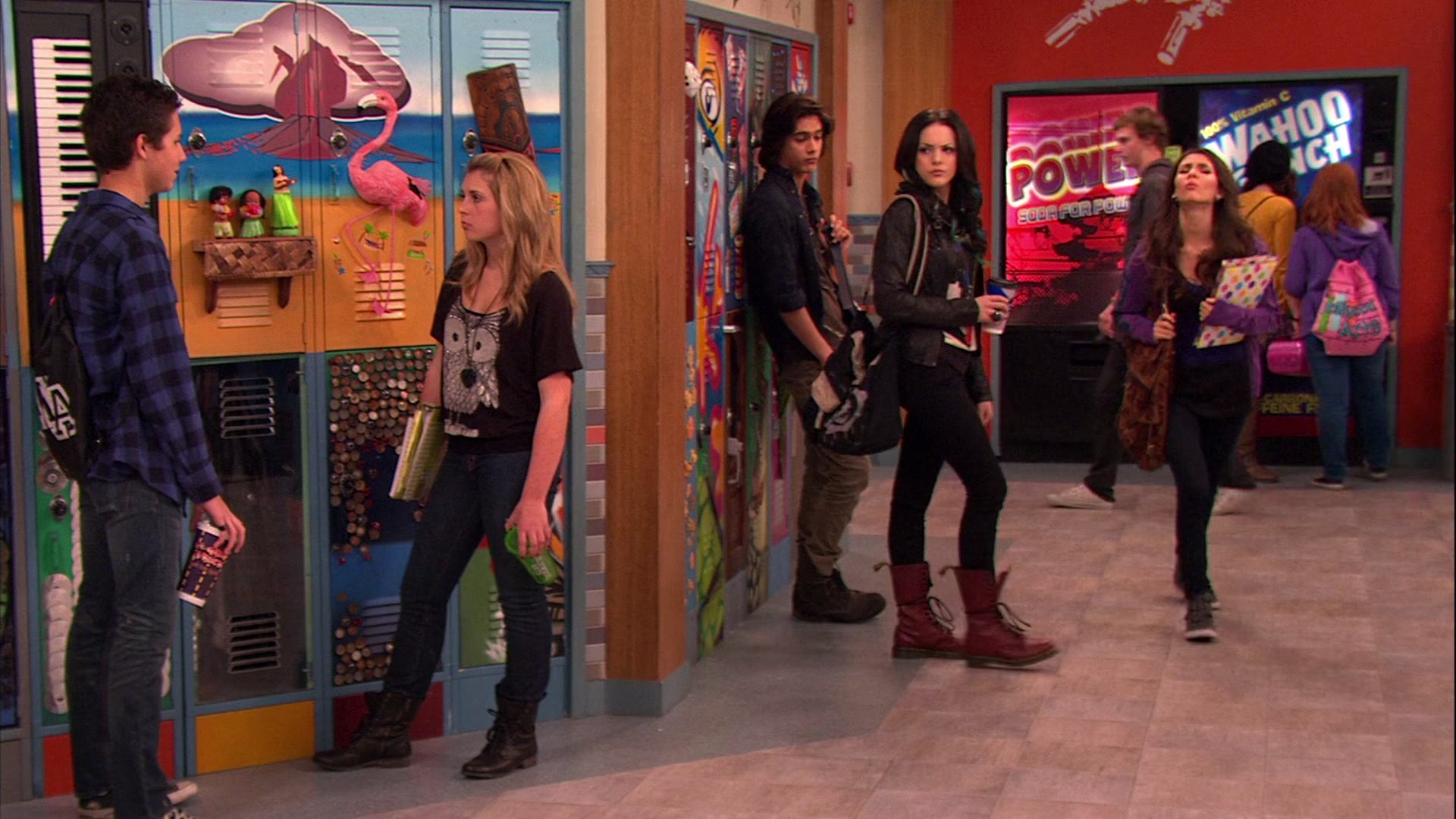 Victorious_S02E03_IceCreamForKe_ha_VJBR_1979.jpg