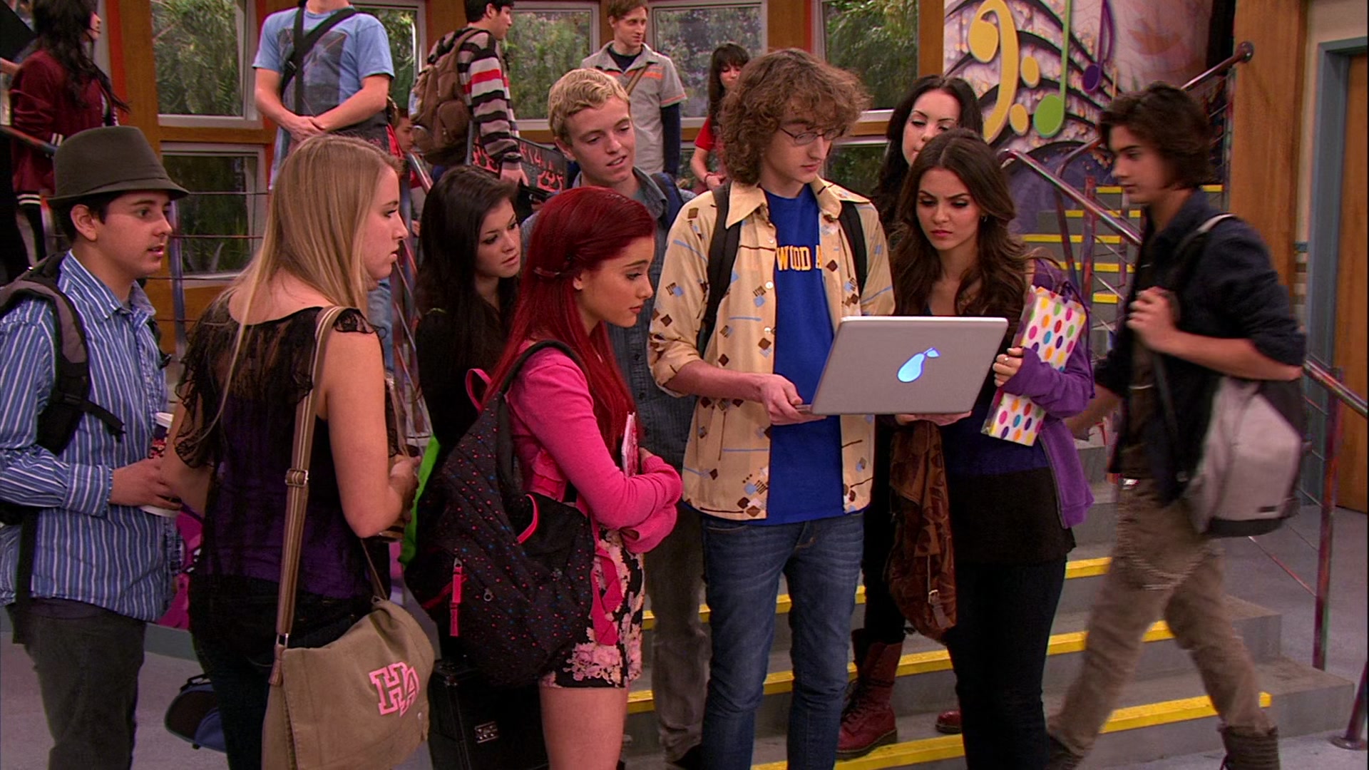 Victorious_S02E03_IceCreamForKe_ha_VJBR_2002.jpg