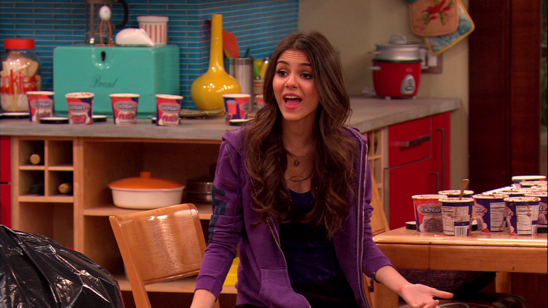 Victorious_S02E03_IceCreamForKe_ha_VJBR_2126.jpg