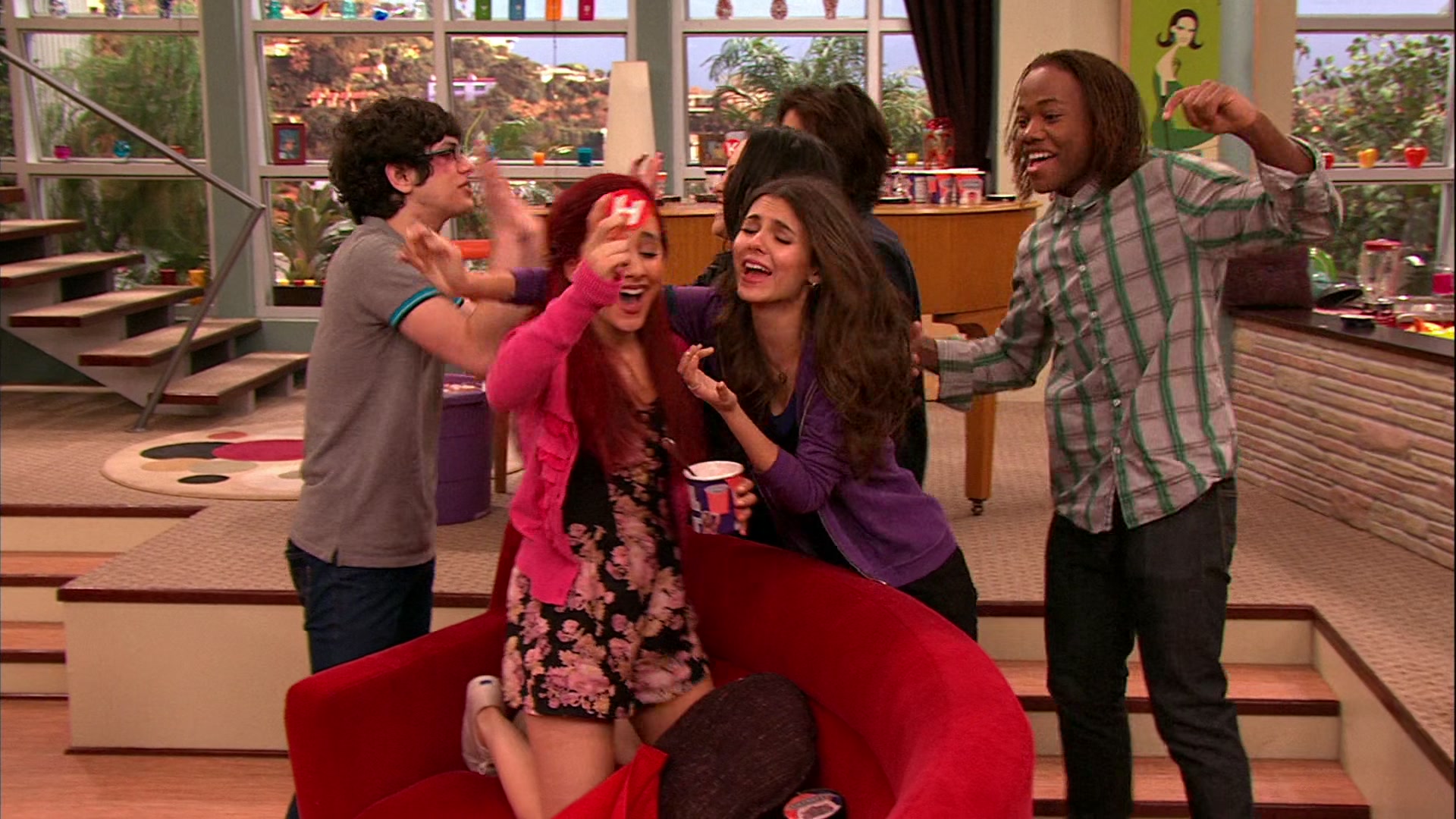 Victorious_S02E03_IceCreamForKe_ha_VJBR_2148.jpg